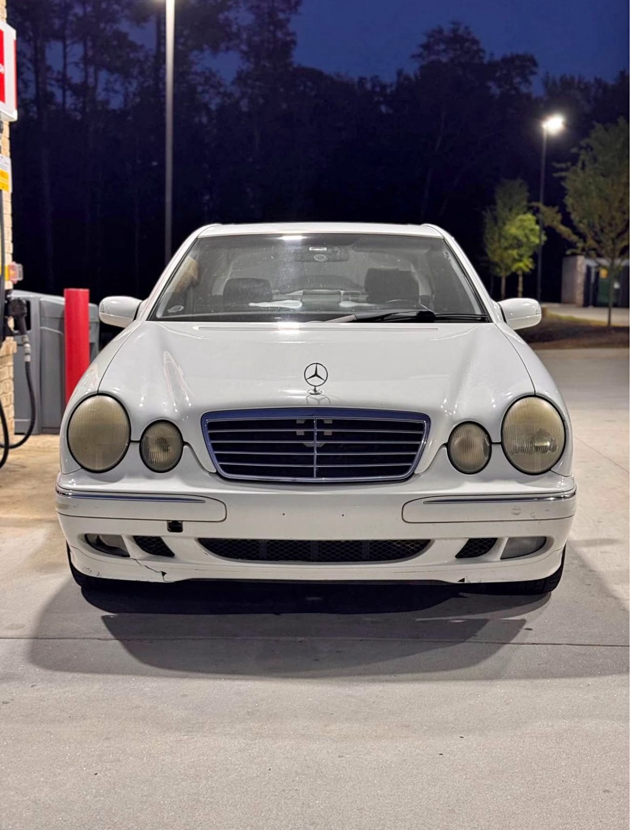 2000 Mercedes-Benz E-Class