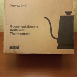 Gooseneck Kettle With Thermometer