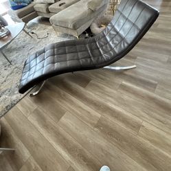 Chaise Lounge Chair With Cover 