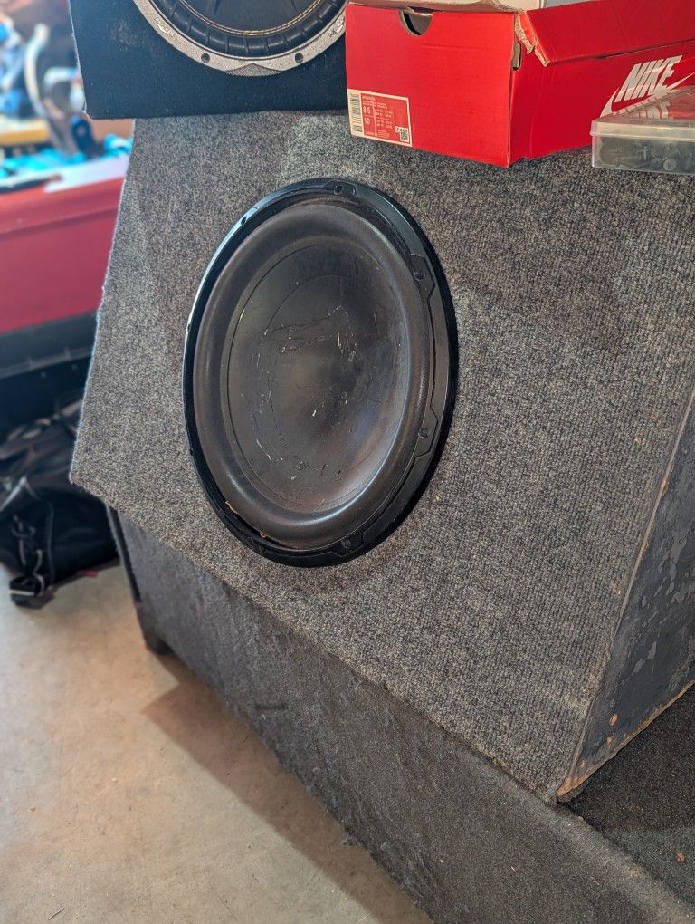 15 In JL Audio Subwoofer
