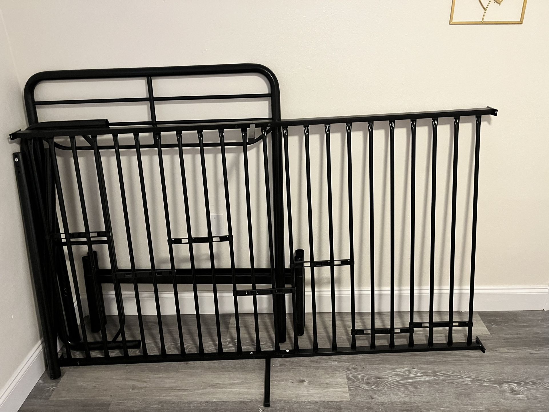 FREE Twin Size Bunk Bed (READ Description)
