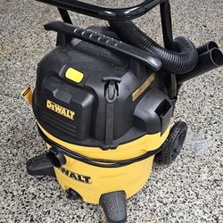 DeWalt Shop Vac