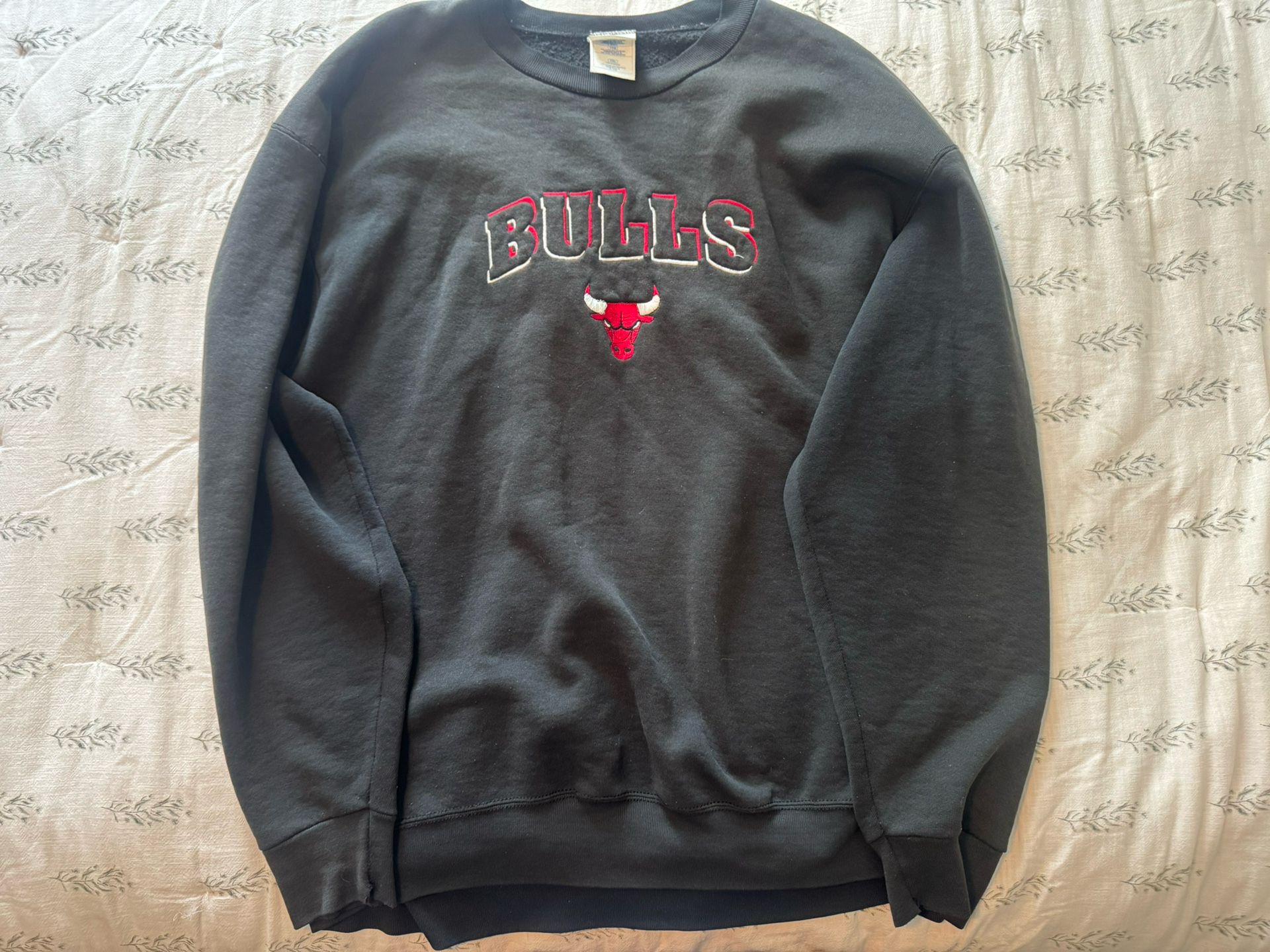 90’s Chicago Bulls Embroidered Crewneck