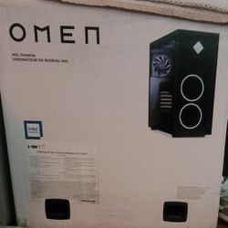 NIB Omen Gaming Desktop W/Monitor