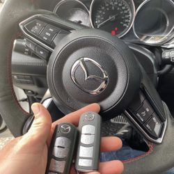 Mazda key fob Mazda key
