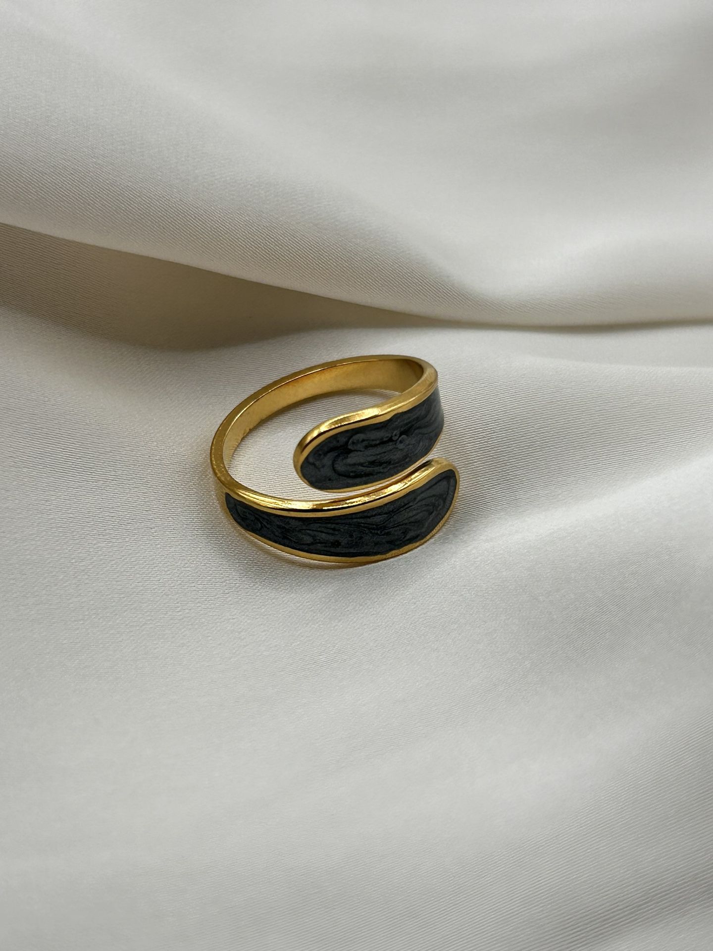 Adjustable Ring