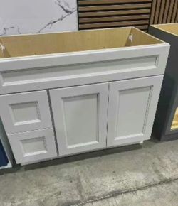 42" Solid Wood Vanity | Great for Bathroom Renovation