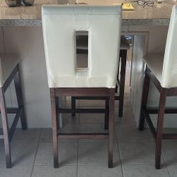 Set Of 4 Counter Height Chairs
