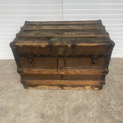 Antique Flat Top Trunk 