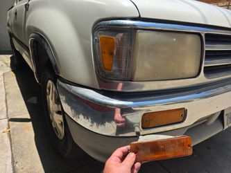 Toyota T100 Turning Signal Orange Light