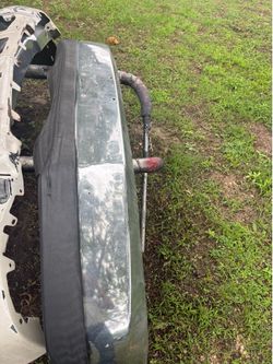Front bumper Chevy express 2007