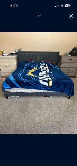 King Size Bed For Sale