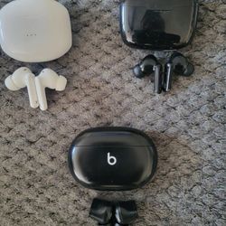 Beats , JVC and Airpod 