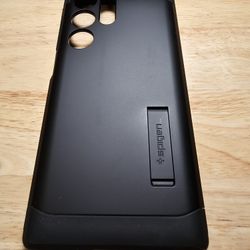 Spigen Tough Armor Case