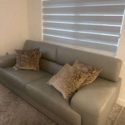 3 Seated Italia Leather Sofa And 2 Chairs 