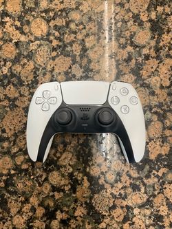 PlayStation 5 controller