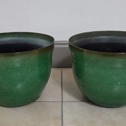 *** NEW LOW PRICE *** PAIR of 12" (Diameter) Green Resin Planters @ Lasting Creations