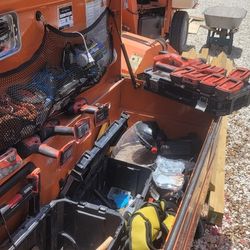 tool's and toolbox