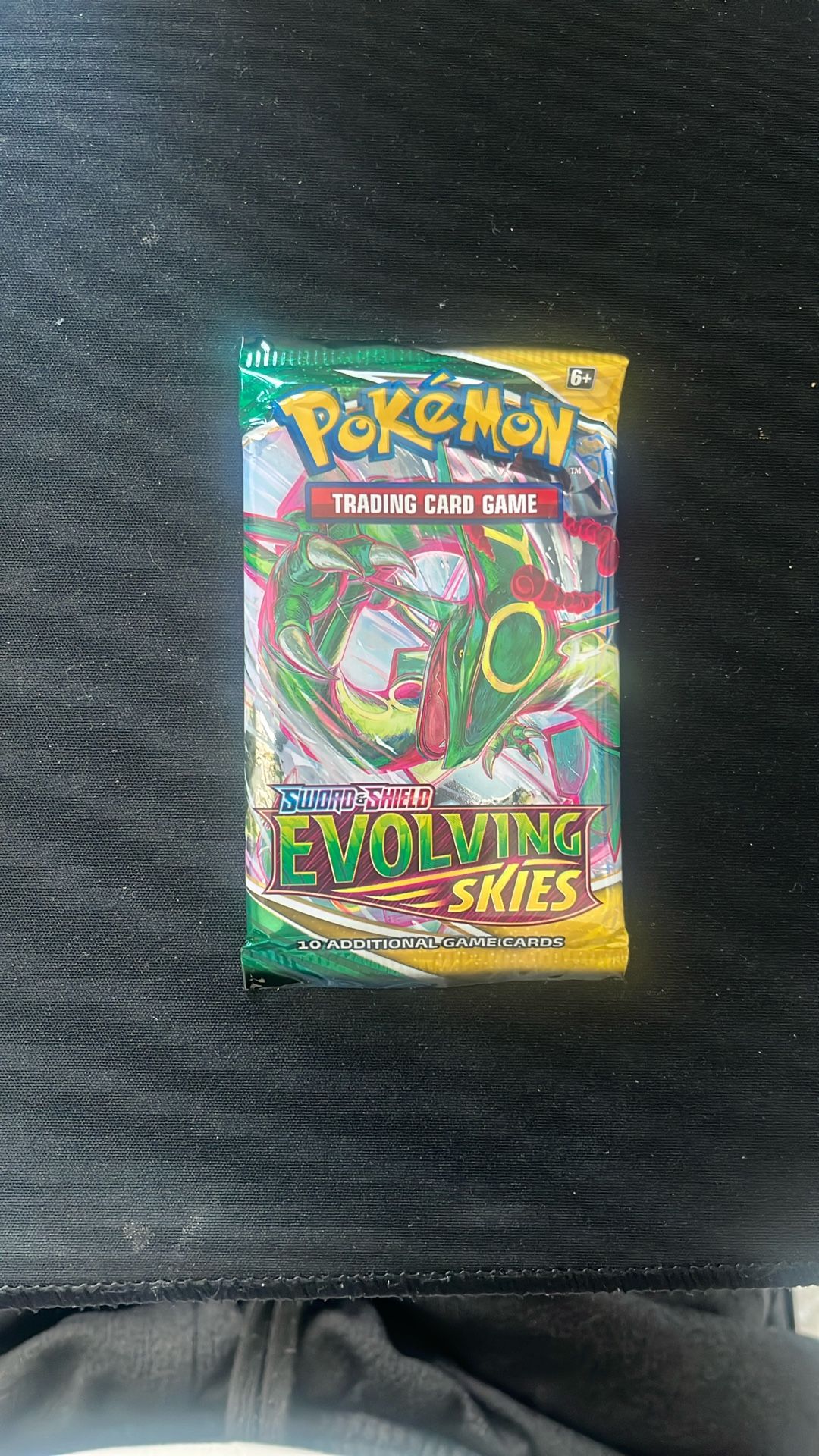 Evolving Skies Booster Pack (1)