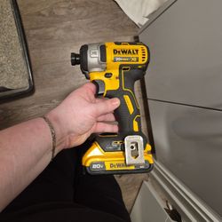 Dewalt Cordless Impact Driver 