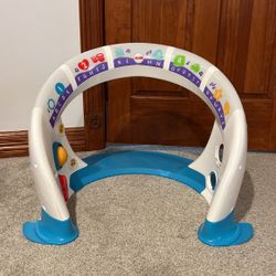  Fisher-Price Bright Beats Smart Touch Play Space