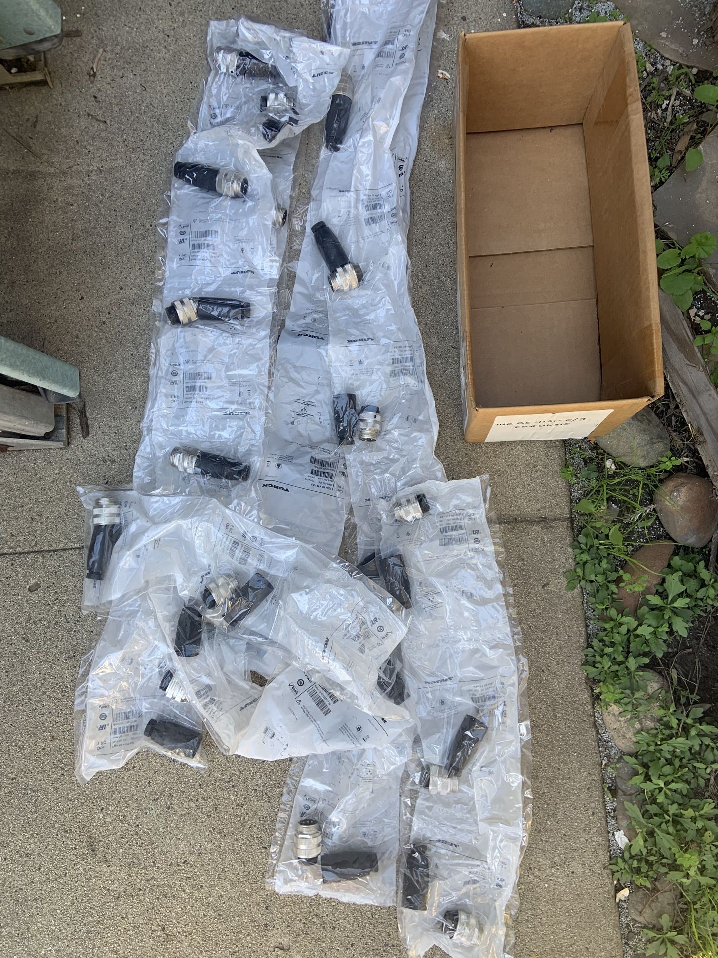 Turck BS 4131-0/9 Field Wireable Connector 7/8" 3-Pin Male, 600VAC 12A