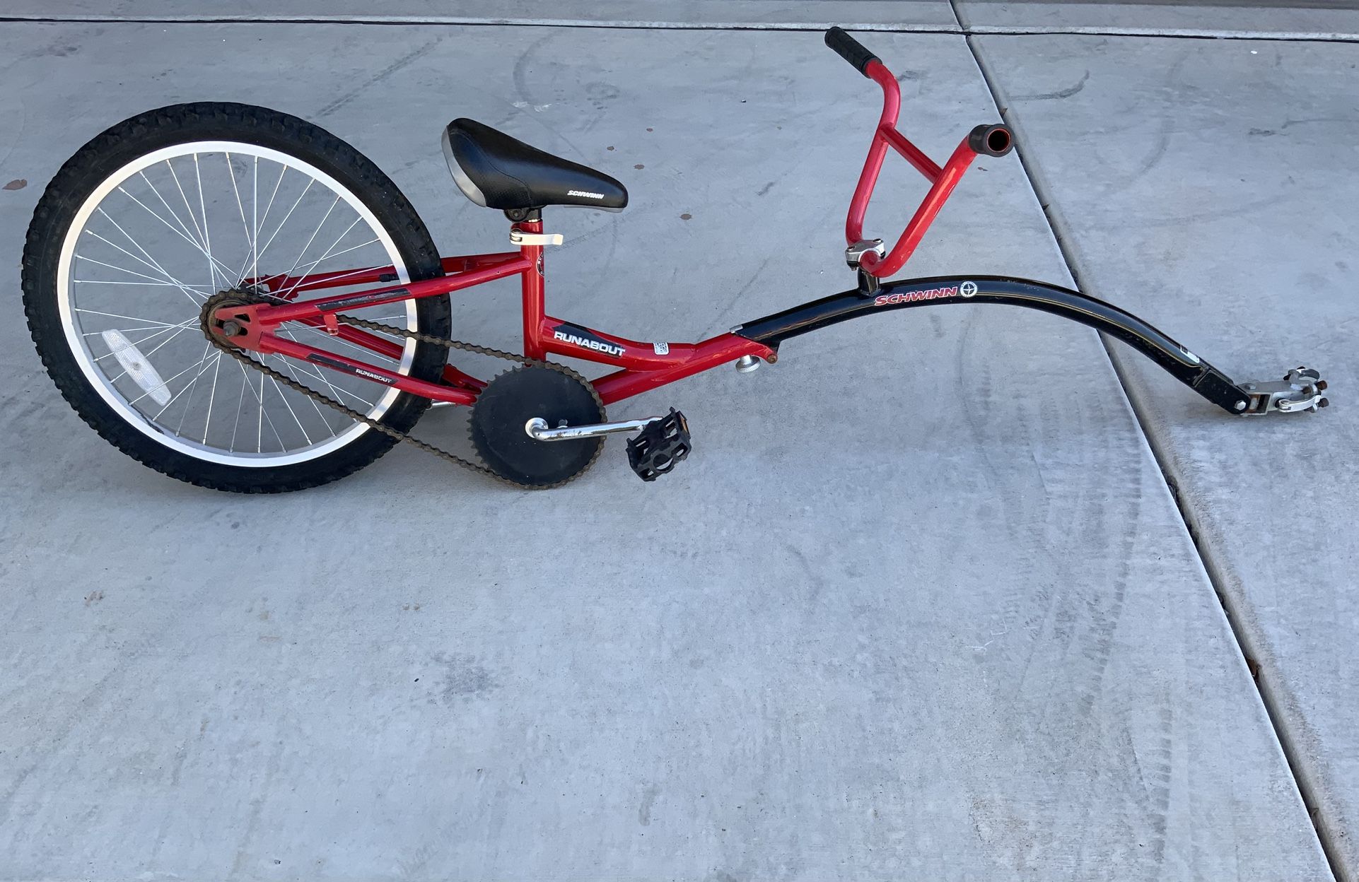 Schwinn Runabout Tag Along Bike Trailer