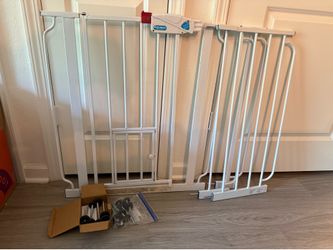 Carlson Extra Wide/Tall Pet Gate w/12” extension