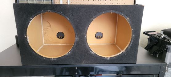 Subwoofer box for 2 12s