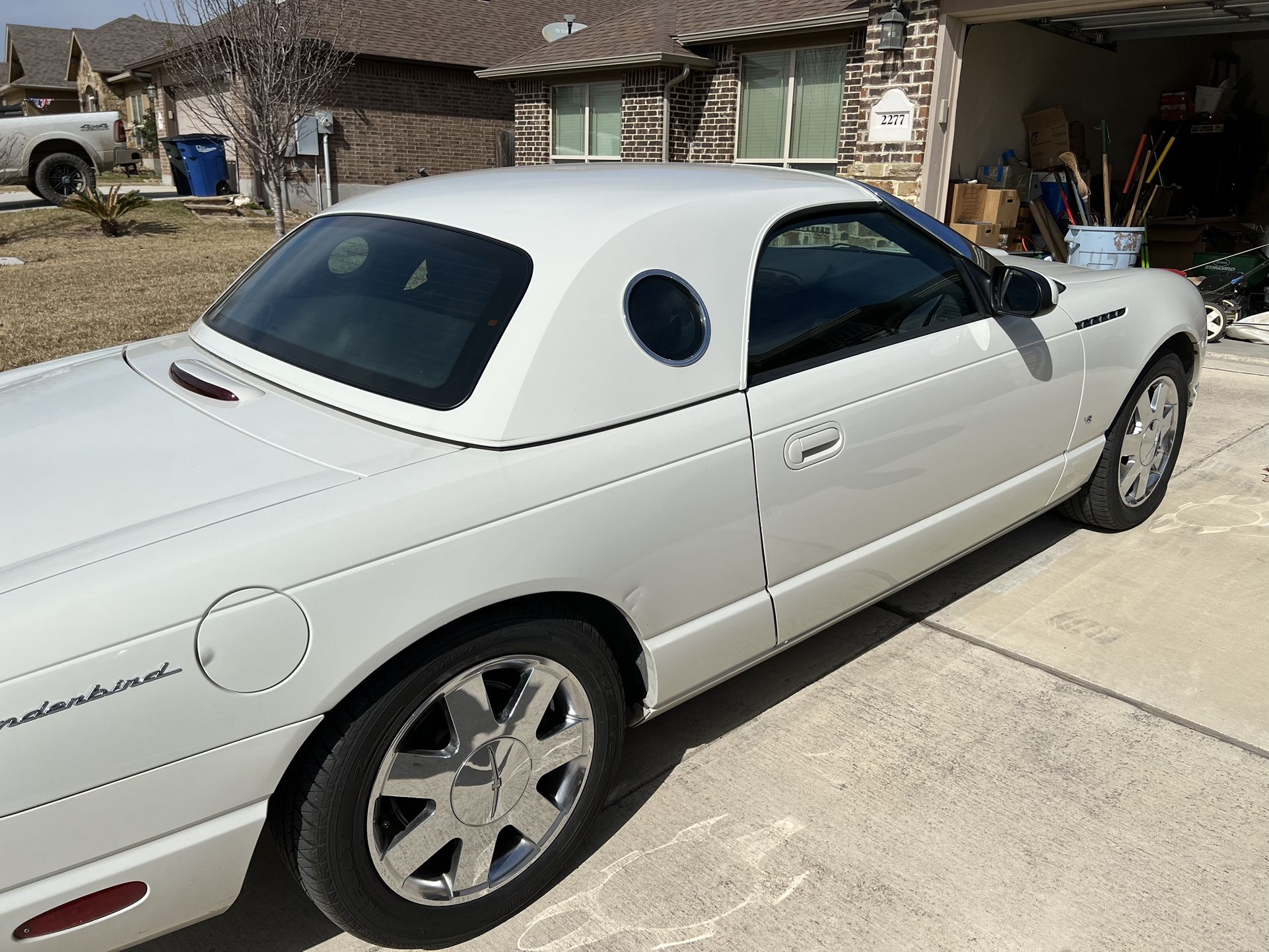 2003 Ford Thunderbird