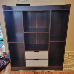 Kids books/toys storage