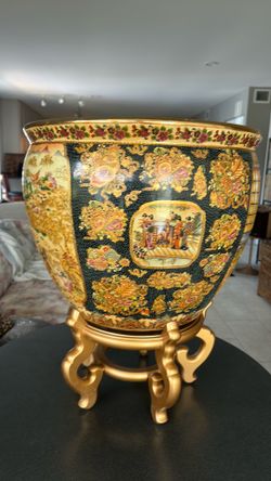 GILT & PAINT DECORATED SATSUMA STYLE FISH BOWL ON STAND