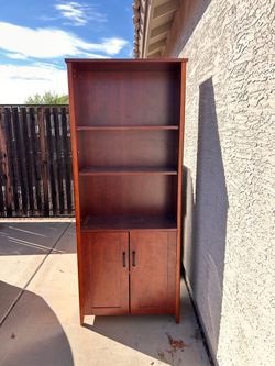 Bookshelf