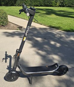 Apollo - Go Premium Dual Electric Scooter in Space Gray