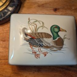 1980 Fitz & Floyd MCMLXXX Porcelain Canard Sauvage Playing Card Trinket Box