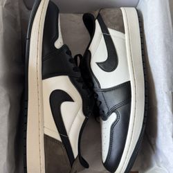 Jordan 1 Low Mocha