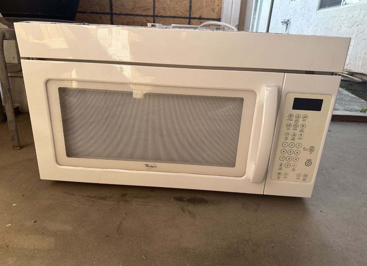 Over the stove Microwave VISALIA