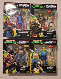Hasbro TMNT Ninja Turles x G.I. Joe Mashup Shredder Bebop Mikey Raph Leo Slash