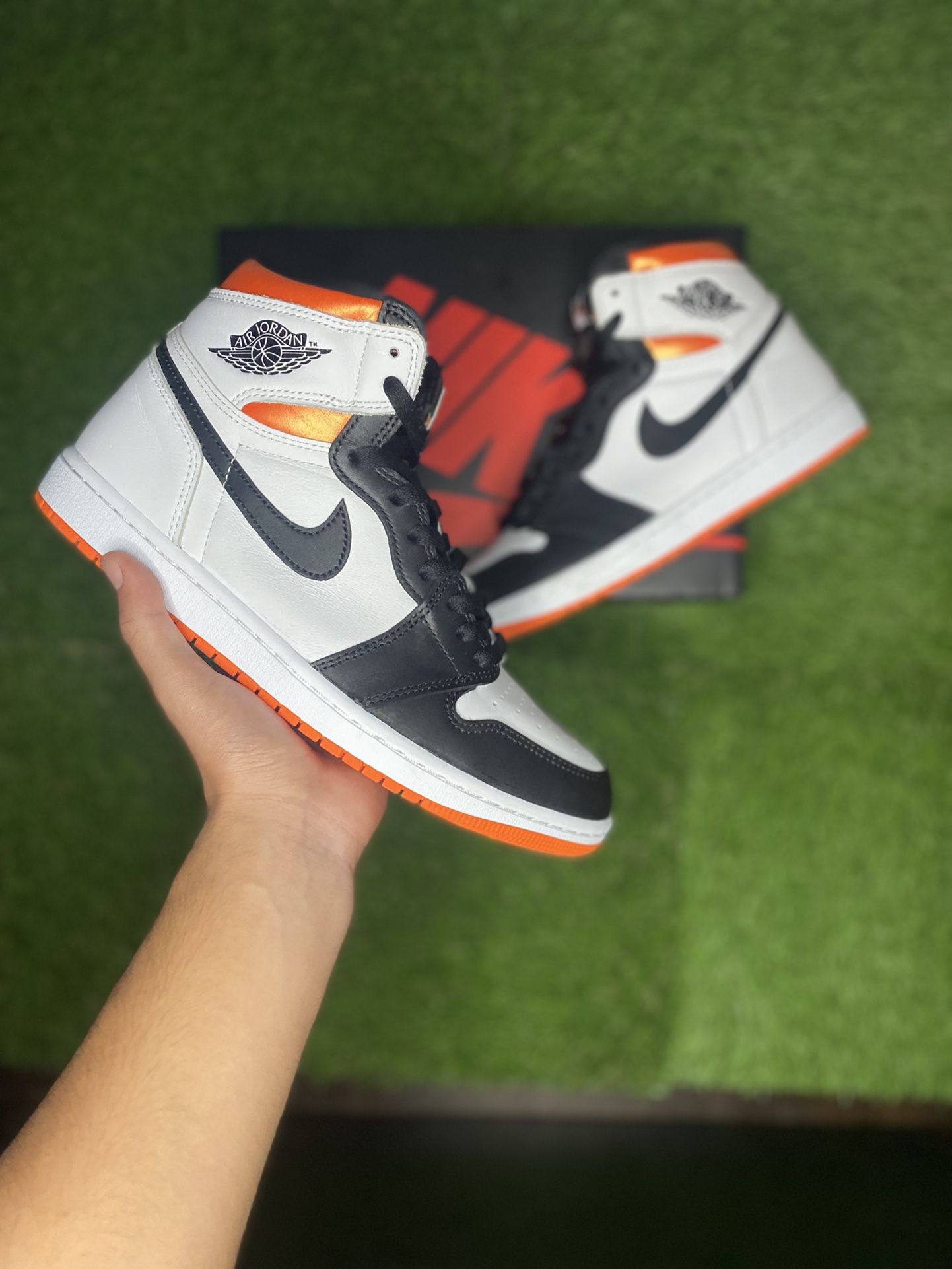 Nike Jordan 1 “Electro Orange”