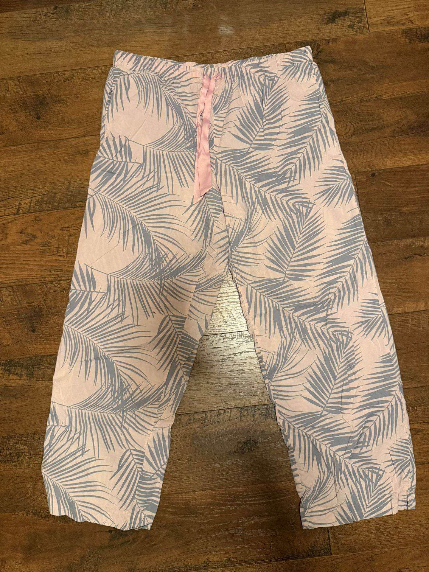 Victoria's Secret Cotton Pajama Bottoms Women's XL Pink & grey Palm Trees