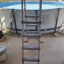 48’’ Tall Pool Ladder