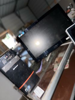 Lenova Desktop Computer