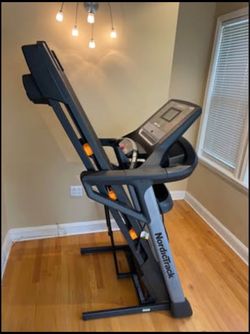NordicTrack T 7.5 S folding treadmill