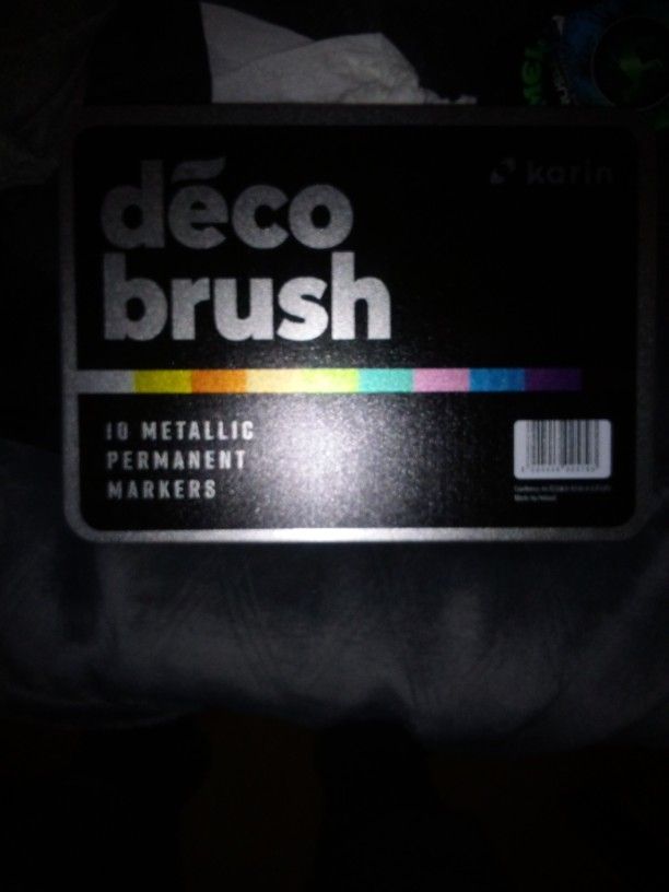 DECOBRUSH "Metallic" By Karin Paintmarkers