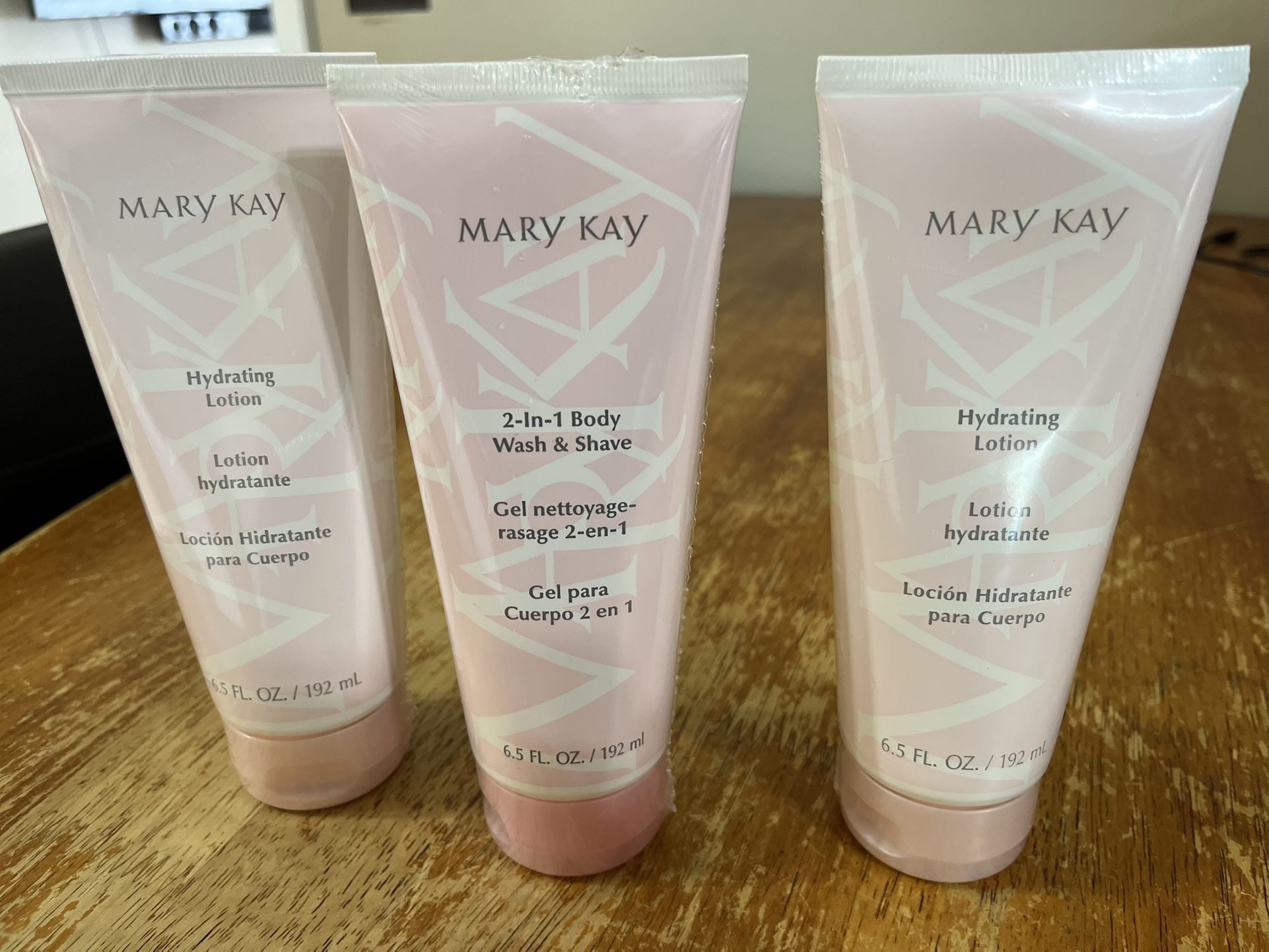 MARY K SET (2-lotion and 1-body wash)