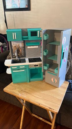 Toy Kitchen