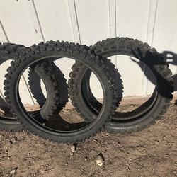 Dirtbike tires