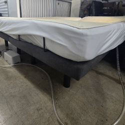 Sleep Number C2 King Smart Bed w/ Base & 2 Remotes – Works Great