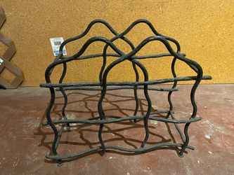 Counter top metal wine rack