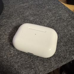 Apple AirPods Pro (1st Gen) with Lightning Port